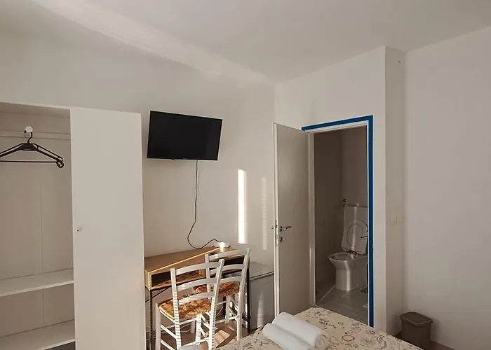 Oleander ゲストハウス 3*